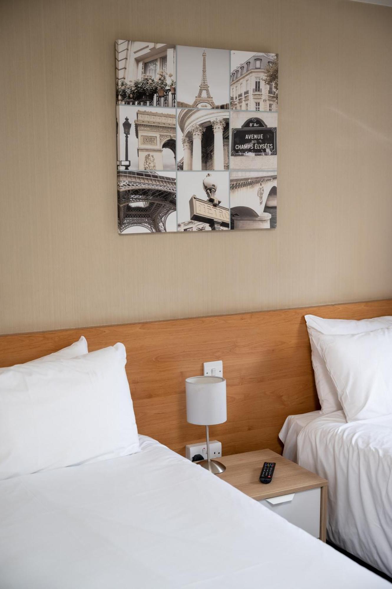 The Titan Hotel ไคลด์แบงก์ ภายนอก รูปภาพ